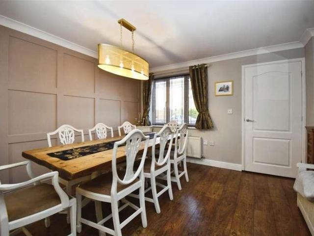 House for sale in Kingswood, Hull
