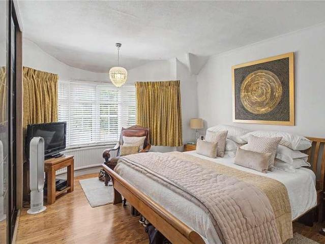 House for sale in Old Town, Swindon