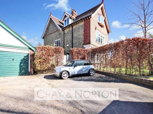 House for sale in London Borough of Croydon, Addiscombe