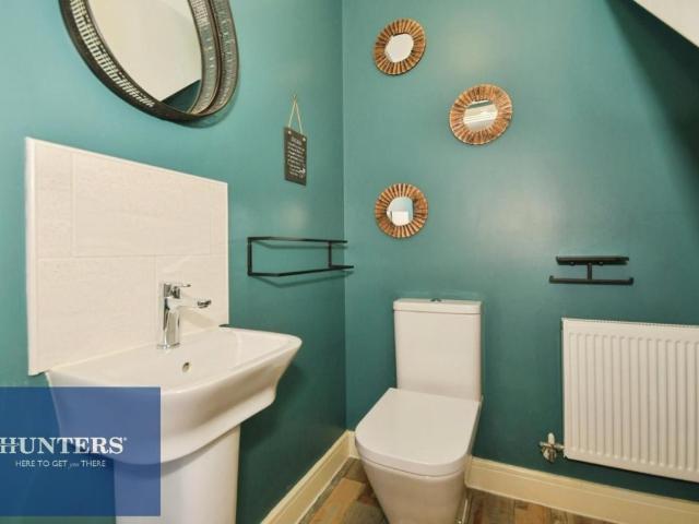 House for sale in Loundsley Green, East Midlands