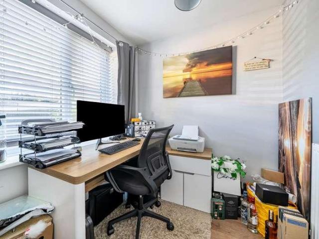House for sale in Chipping Hill, Essex