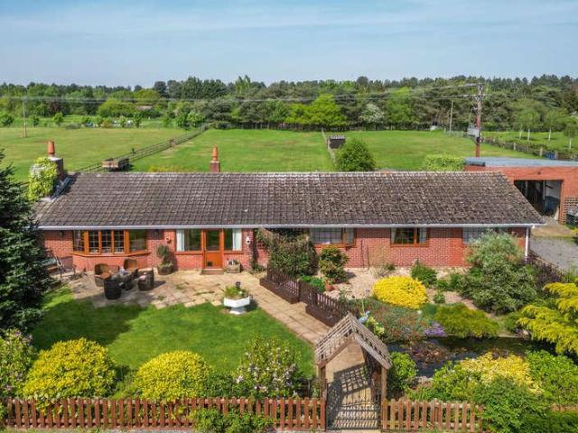 House for sale in Girton, Alverton