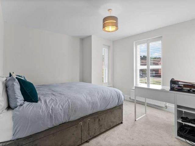 House for sale in Oakley, Golden Valley