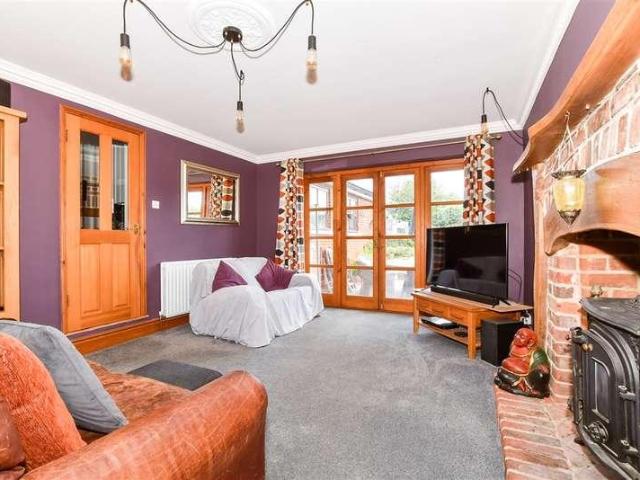 House for sale in Laddingford, Maidstone