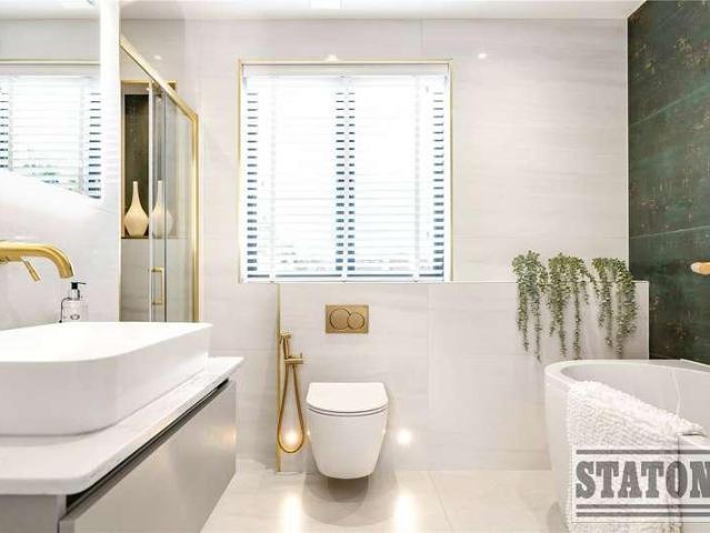 House for sale in Edmonton, Greater London