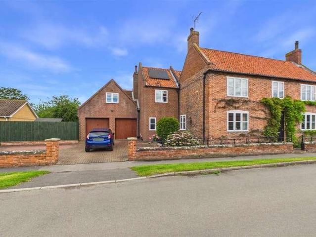 House for sale in Alverton, East Midlands