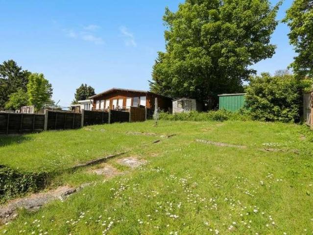 House for sale in Feckenham, City Of Bristol