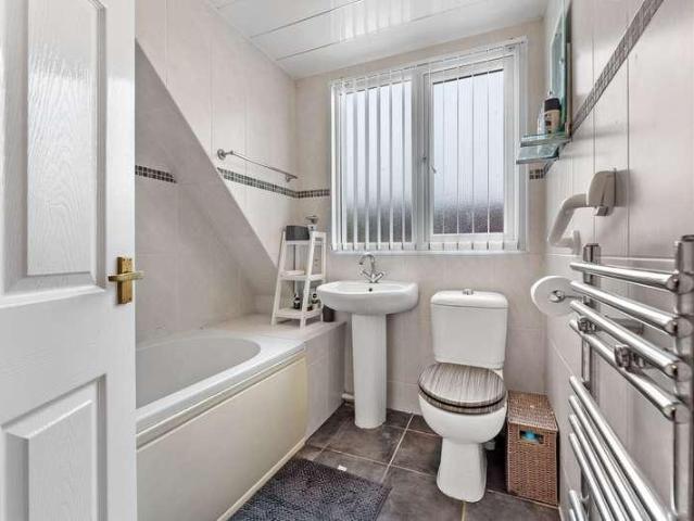 House for sale in Liverpool, Hale