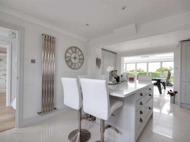 House for sale in Stone-cum-Ebony, Bridgefield