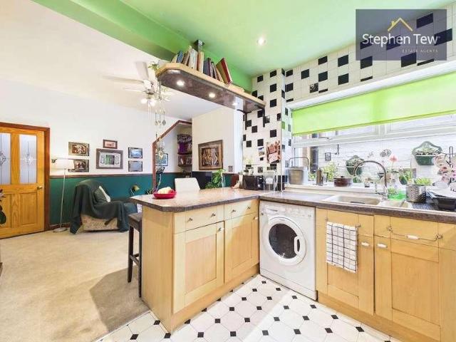 House for sale in Hawes Side, Blackpool