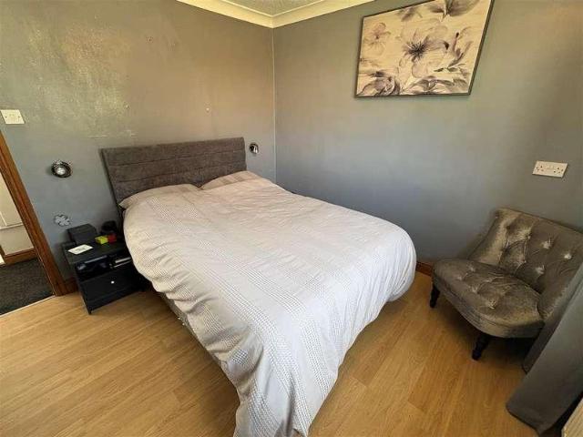 House for sale in Halifax, Illingworth