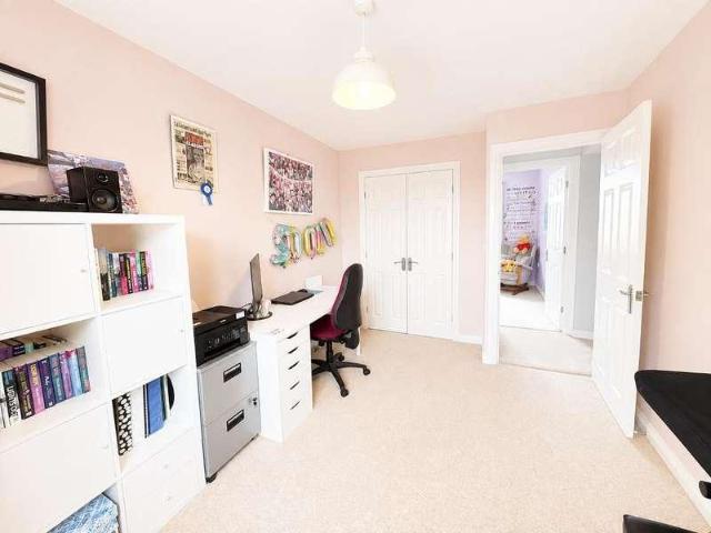 House for sale in Desborough