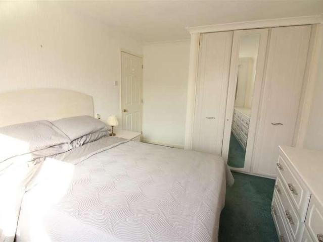 House for sale in Whinmoor, West Yorkshire