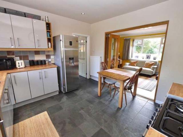 House for sale in Costhorpe, East Midlands