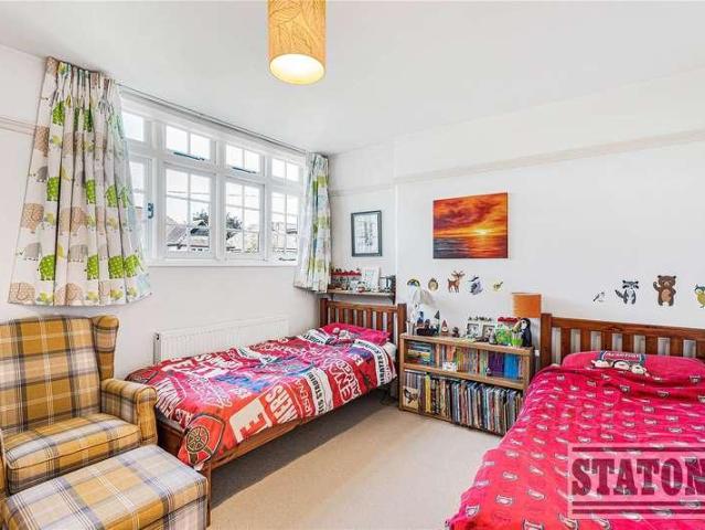 House for sale in Southgate, Greater London