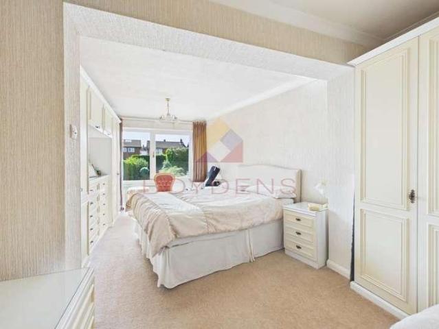 House for sale in Blackmore, Hook End and Wyatts Green, Navestock Side