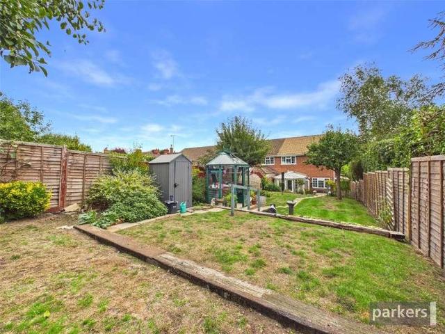 House for sale in Hare Hatch, Wargrave