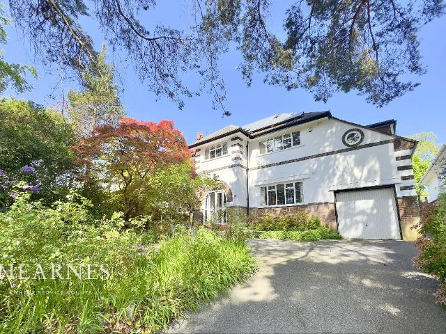 House for sale in Talbot Village, Bournemouth