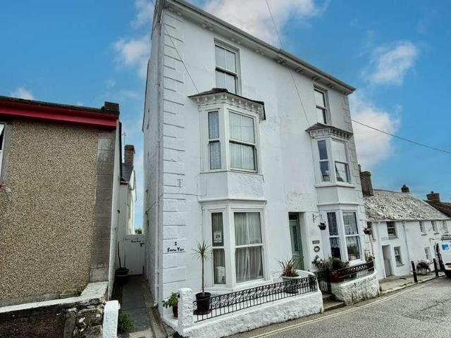 House for sale in Marazion
