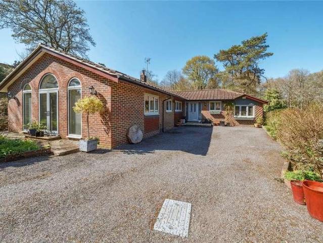 House for sale in Bolton Low Houses, Hampshire