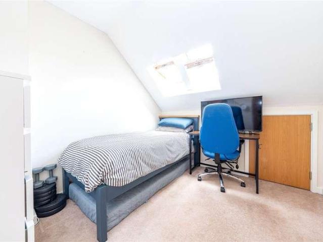House for sale in Vinters Park, Midway