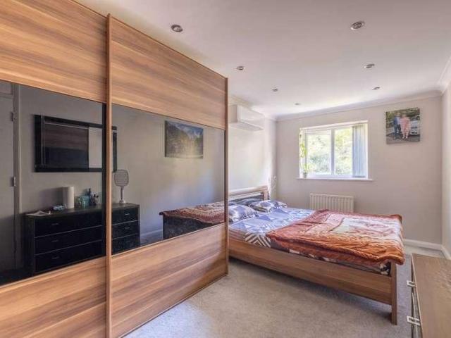House for sale in Denham, Gerrards Cross and Chalfonts Community Board, Denham Garden Village