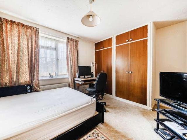House for sale in Earley