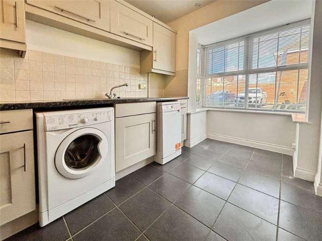 House for sale in Dettingen Park, Deepcut