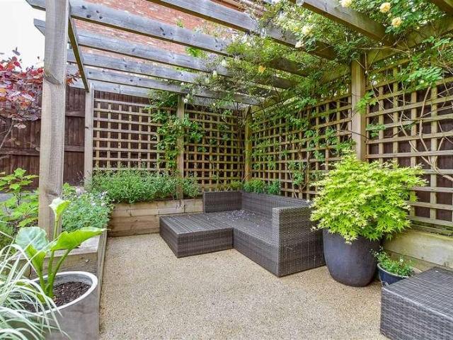 House for sale in Midway, Kent