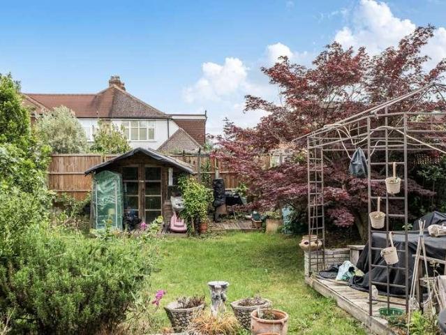 House for sale in Worcester Park, Greater London
