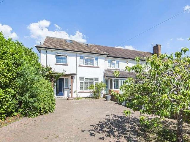 House for sale in New Malden, New Malden