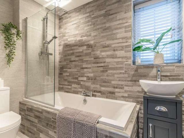 House for sale in Coedkernew, Wales