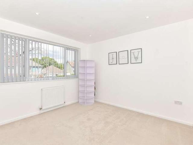 House for sale in Crookhorn, Spring Vale