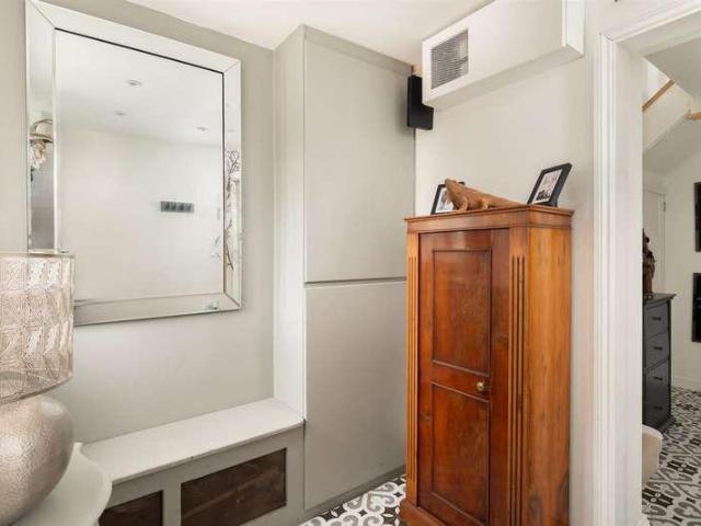 House for sale in Henley-on-Thames, Berrick Salome