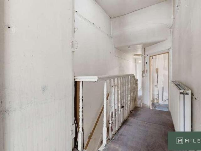 House for sale in Dudden Hill, Greater London