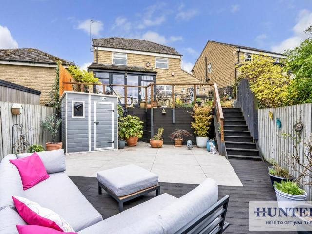 House for sale in Greengates, West Yorkshire