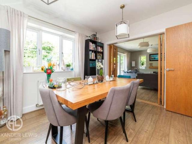 House for sale in King's Walden, Hertfordshire