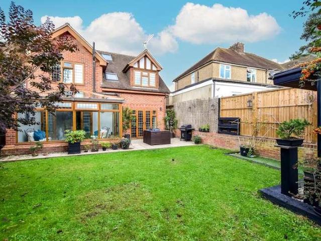 House for sale in Slough, Stoke Poges