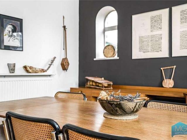 House for sale in Muswell Hill, Greater London