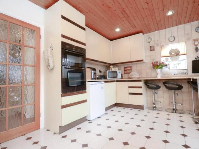 House for sale in Mangotsfield, South Gloucestershire