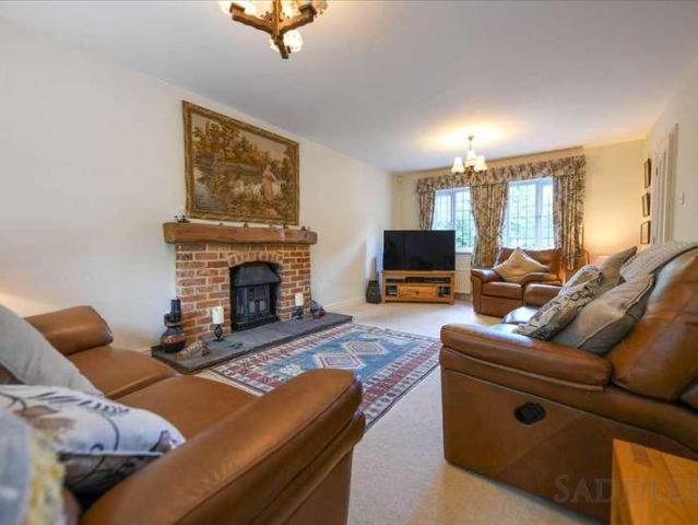 House for sale in Oad Street, Kent