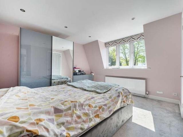 House for sale in Chalfont St. Peter, Denham
