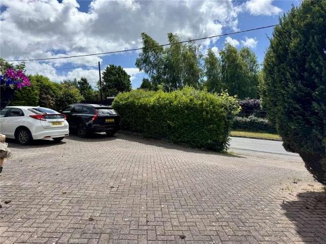 House for sale in Old Milton, Ashurst Bridge
