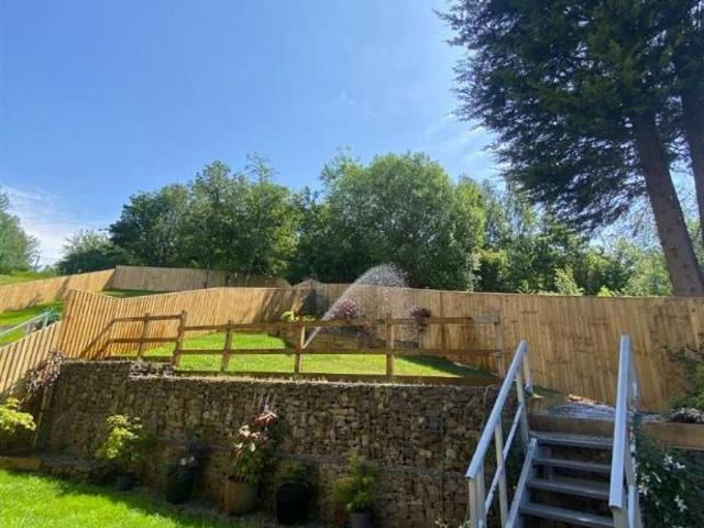 House for sale in Charlesworth, East Midlands