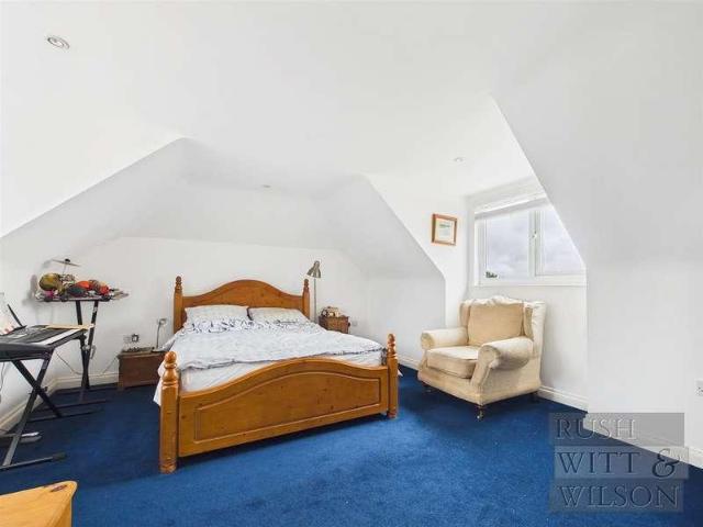 House for sale in Heathlands, East Sussex