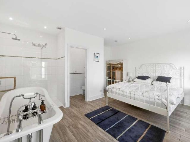 House for sale in Cowlease, Ventnor