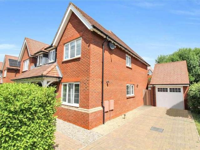 House for sale in Abbey Mead, Swindon