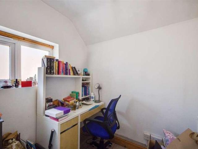 House for sale in London Borough of Croydon, Purley