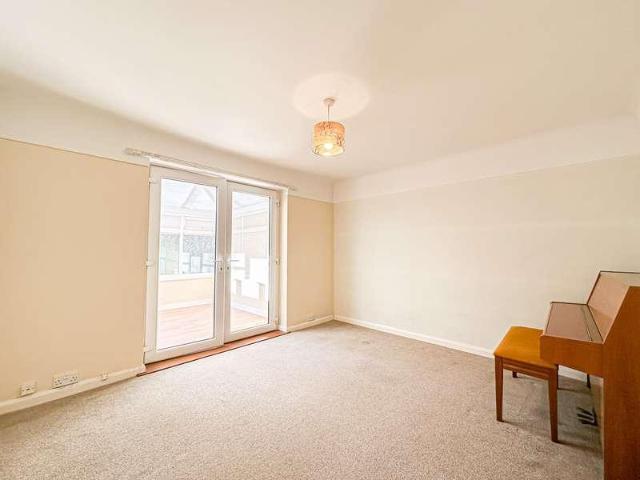 House for sale in Claughton, Oxton