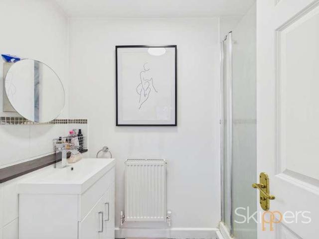 House for sale in Bridgefield, Ashford